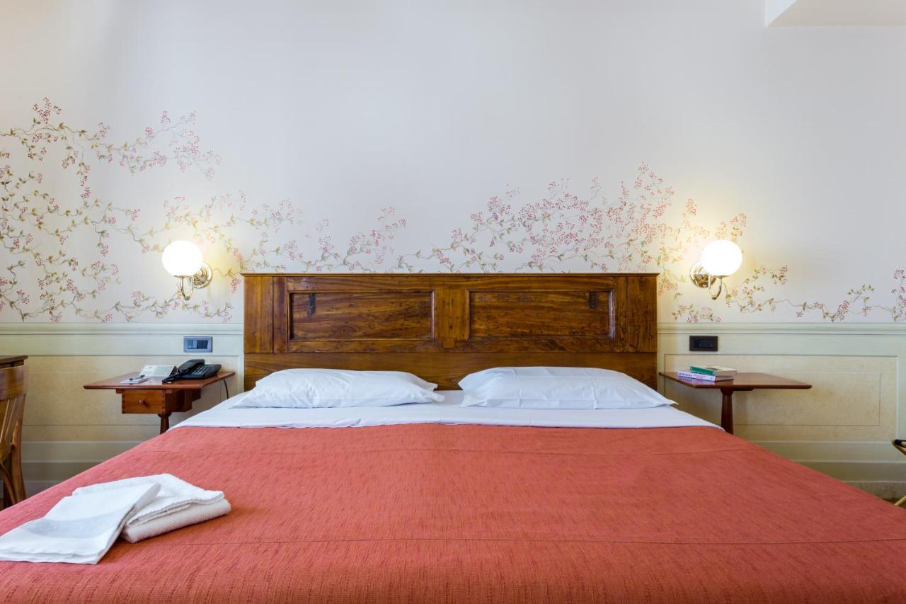 Hotel San Luca Spolète Extérieur photo