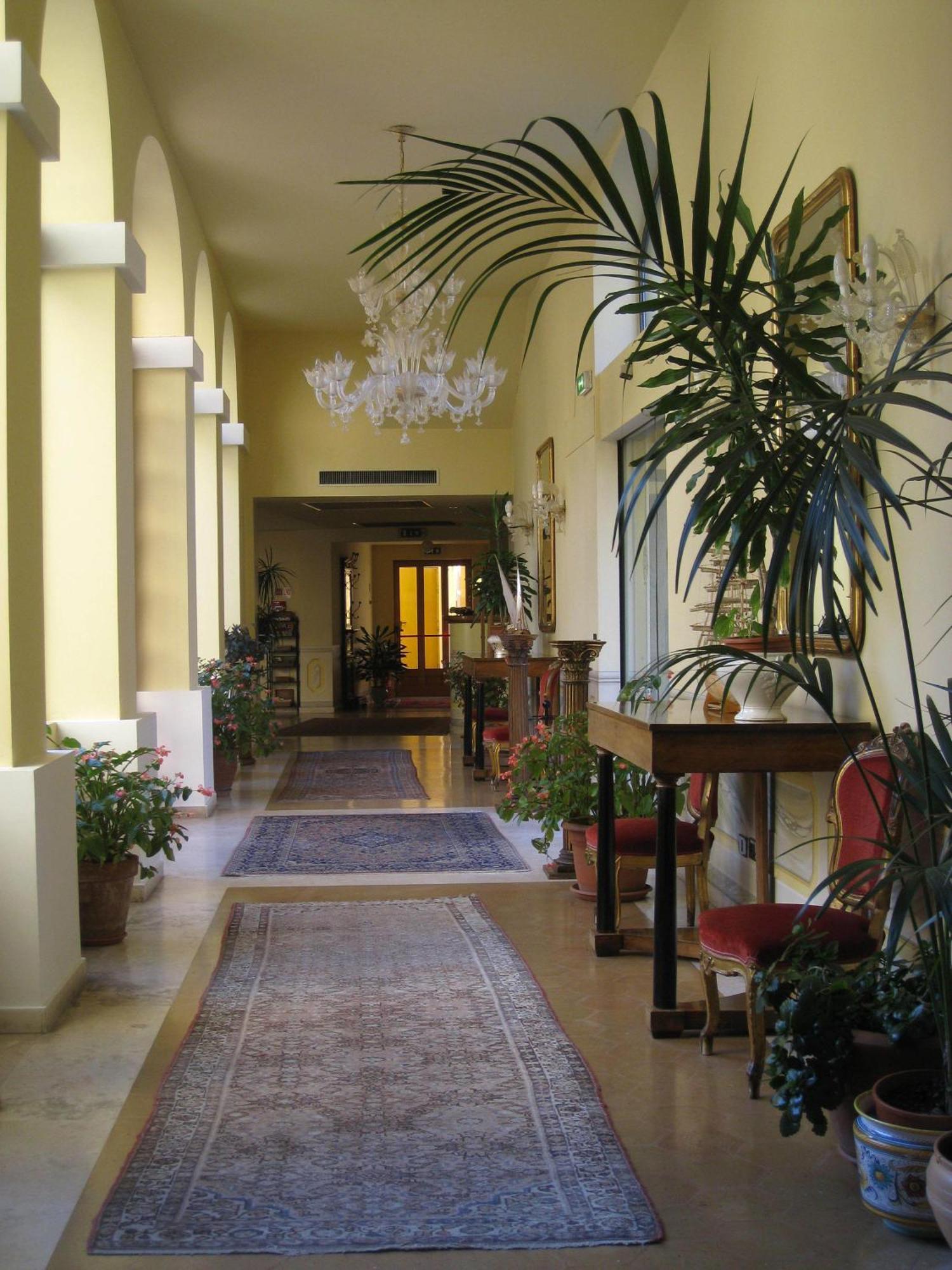 Hotel San Luca Spolète Extérieur photo