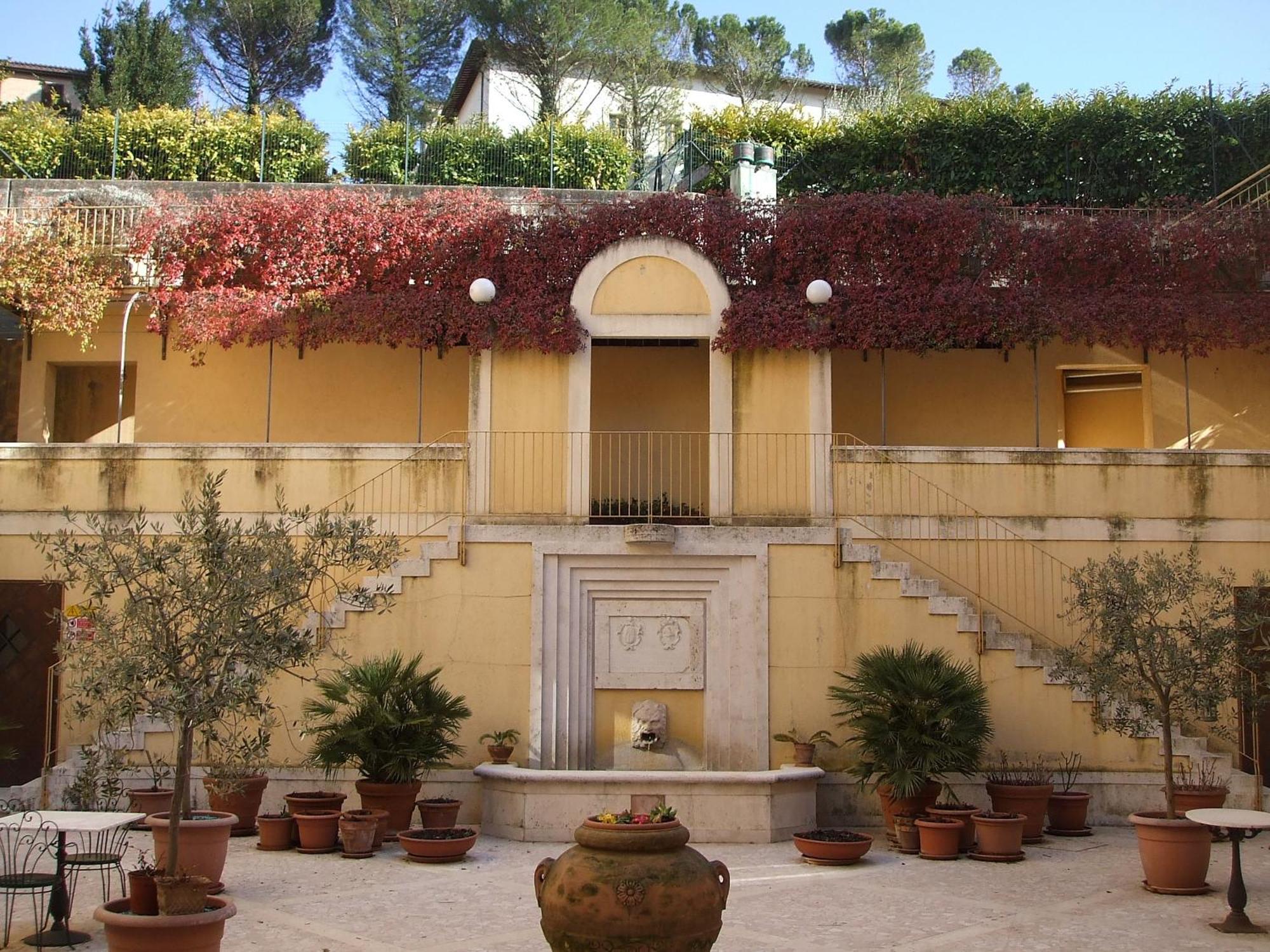 Hotel San Luca Spolète Extérieur photo